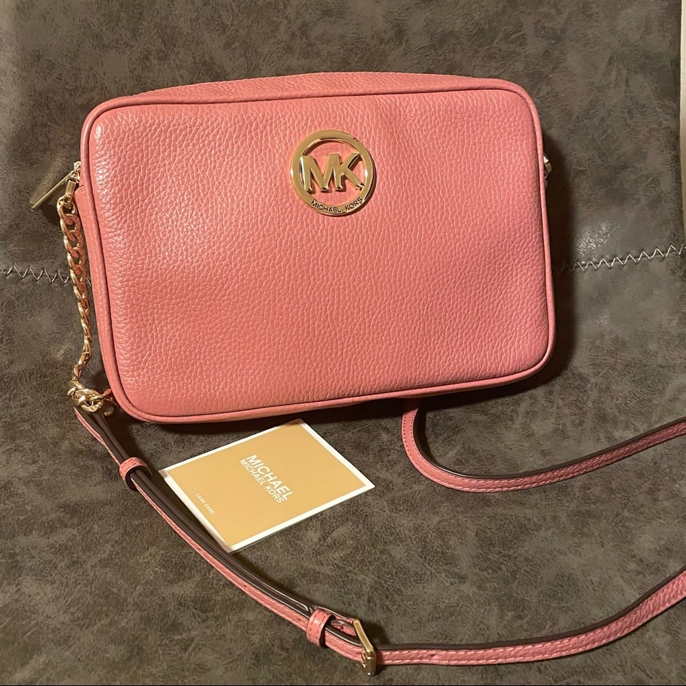 Authentic Michael Kors Fulton Large Crossbody bag Pebbled leather, Pink & Gold